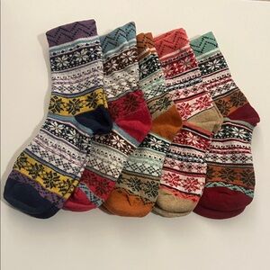Colorful Patterned Women’s Holiday Socks Set (5 pair)